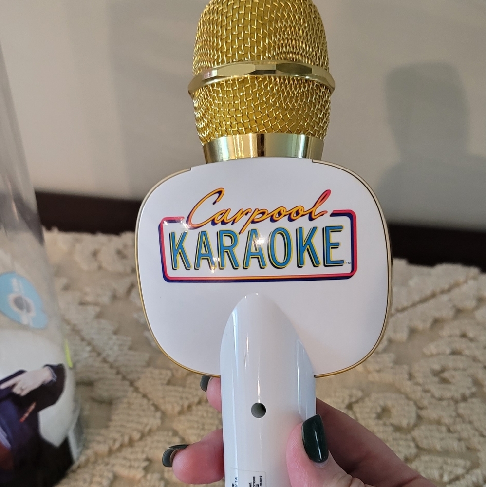 James Corden - Carpool Karaoke Mic! LIKE NEW - Picture 6 of 7